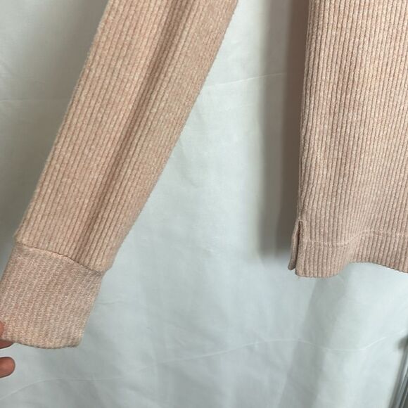 Anthropologie Saturday Sunday Cloud Fleece Cold Shoulder Sweater in Pink XS - Picture 3 of 9